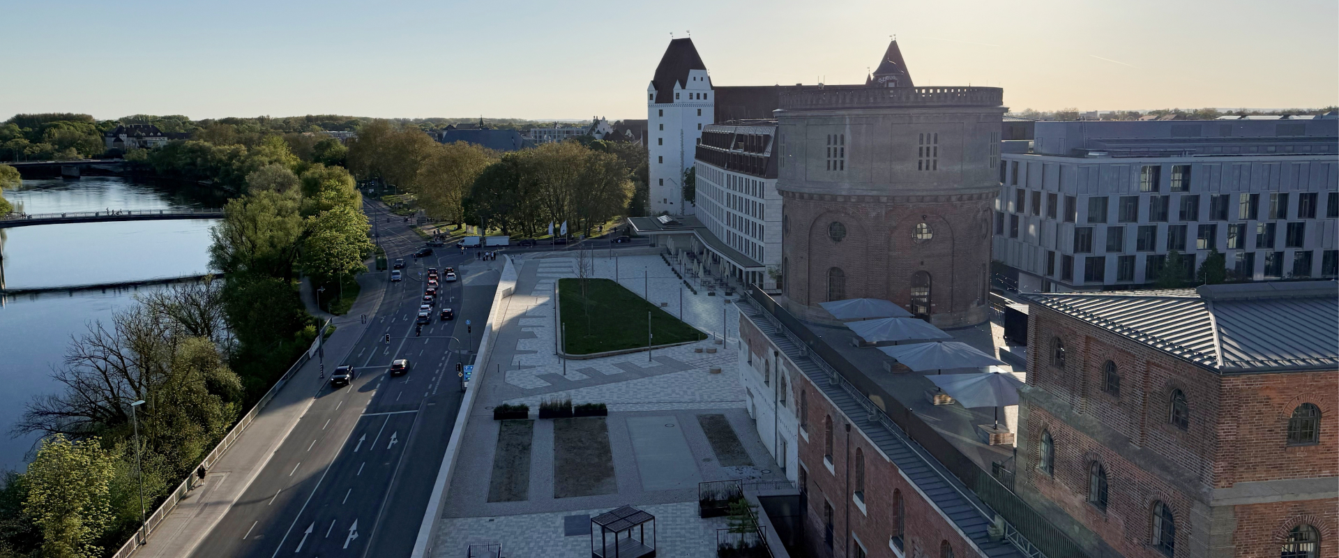 Ingolstadt Skyline mit Dalwigk und Schloss an der Donau